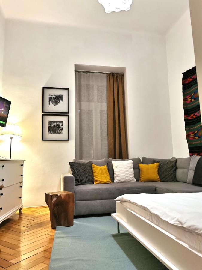 Neo Apartment Studio-Loft Cluj-Napoca Extérieur photo
